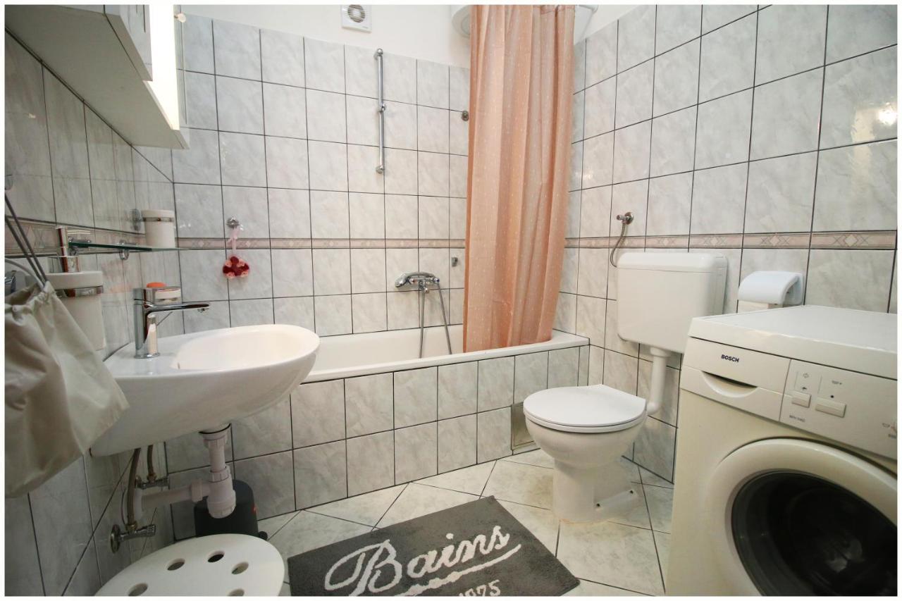 Studio Apartman Elena Primošten Exterior foto